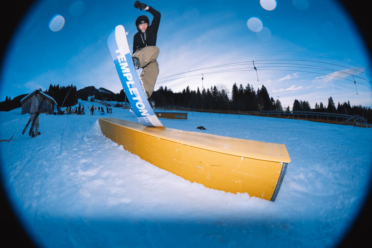Stardust Snowboard - traditional camber – templeton